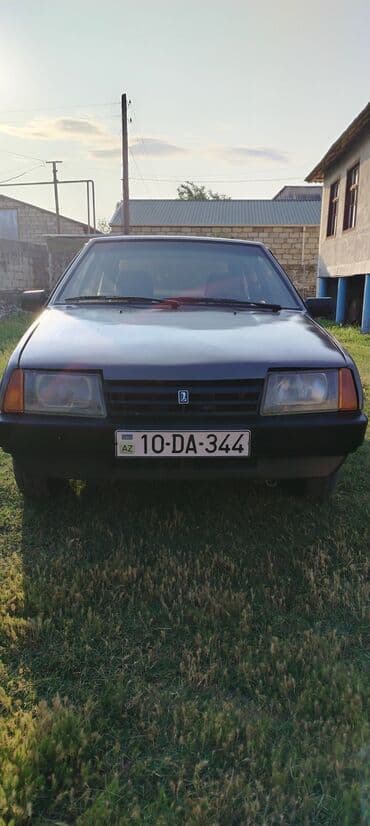maşın üçün aksesuar: Tünd boz rəngdə olan VAZ 2109 modeli satılır. Maşın yaxşı — 7