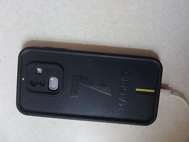 poco m6 pro: Samsung Galaxy J8, 32 GB, rəng - Boz, Barmaq izi — 7
