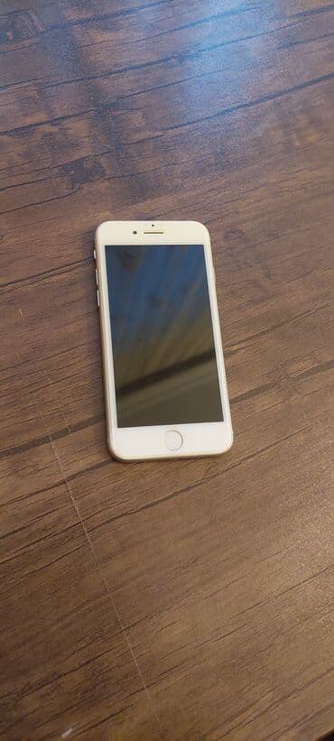 iphone 8 silver: IPhone 8, 256 GB, White Titanium — 7