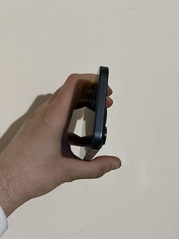 iphone 7 ekranı: IPhone 15 Pro Max, 256 GB, Black Titanium, Face ID — 6