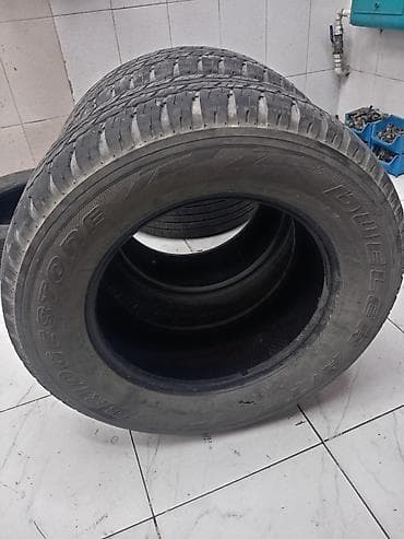 teker kompressoru: 4 ədəd yaşı vəziyyətdə Bridgestone təkərləri.Maşın satıldığı üçün — 3