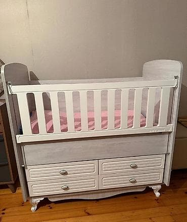 döşey: Oğlan və qız üçün, Dördbucaq, Beşik, Dəstsiz, Matras ilə, Yellənmə mexanizmsiz — 2