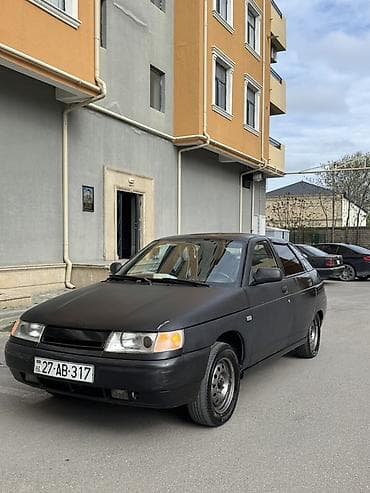 14 başlayan lanos: Model: Lada 2112 (hatchback, 5 qapı) Rəng: qara (mat) Yanacaq: benzin — 3