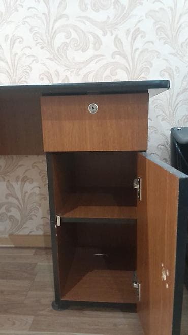 İki tumbalı iş/kompüter masası - Material: ağac teksturalı LMDP — 2