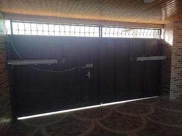 Моторы для ворот: Avtomatik qaraj və darvaza sistemləri Məhsul/tətbiq sahəsi: - Qaraj — 3