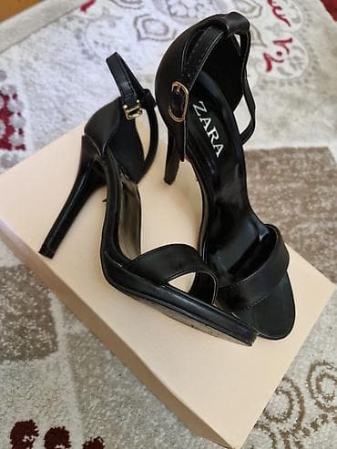 ket ayaqqabilar: 36olcu yenidir hediyye alinib hec bir defekti yoxdu sadece ucadi — 1