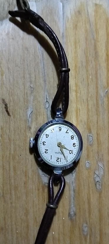 kişi ucun əl cantaları: Qol saatı, Zarya, rəng - Ağ — 3