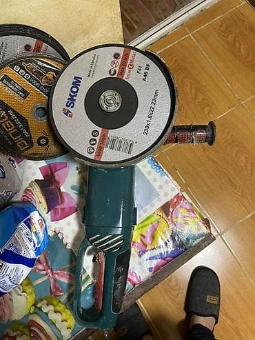 45 derece kesen: Satılır: Usta alətləri dəsti 1) Kəsici/Slifovka maşını (bolqarqa) - — 4