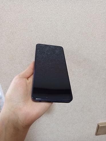 OUKITEL c50.bir aydır alınıb.tecili pula ehtiyacım var deyə