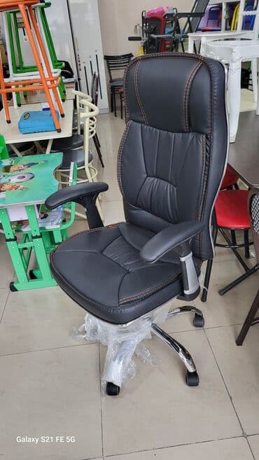 tek qrafat: Новый, С колесиками, Рукояти не регулируются, Ткань — 9