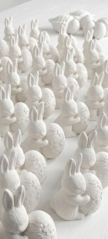 Fiqur, Gips, rəng - Ağ