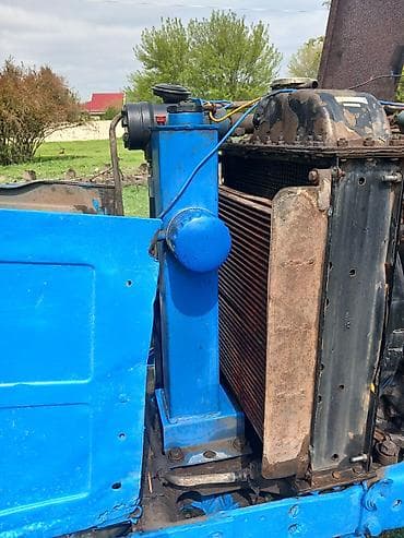 traktor ehtiyat hiseleri: Dozatir sildir slanklar tiyaqa perfoka bahlanan demir yag bacoku — 2