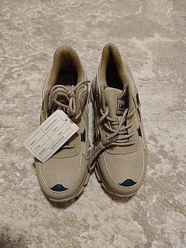 Bej rəngli idman ayaqqabısı - Brend: LAD (etiketdə) - Üst material