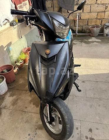 şirvan mapet: Salam moped moon modelidir satilir son qiymeti budu qiymeti oldurmek — 1