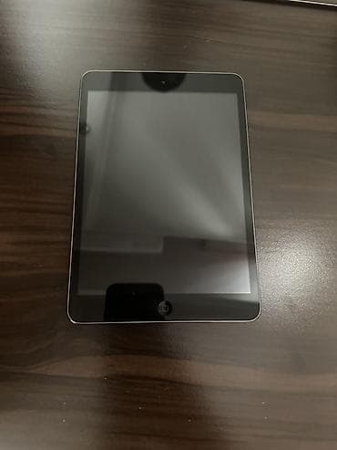 Apple iPad planşet (1-ci nəsil) 16 gb. Şəkildə göründüyü kimi əla