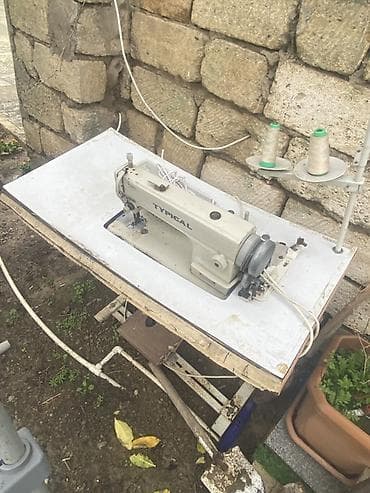 Ideal vezyetdedir isleyir sadece ust taxtasini yagis vurub Sənaye