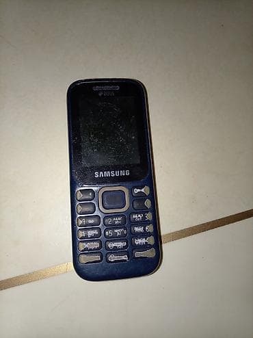 pro 2: Samsung < 2 GB Memory Capacity, rəng - Qara, Düyməli, İki sim kartlı — 3