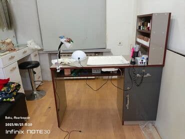 Düz masa, Siyirməli, Polkalı, Laminat