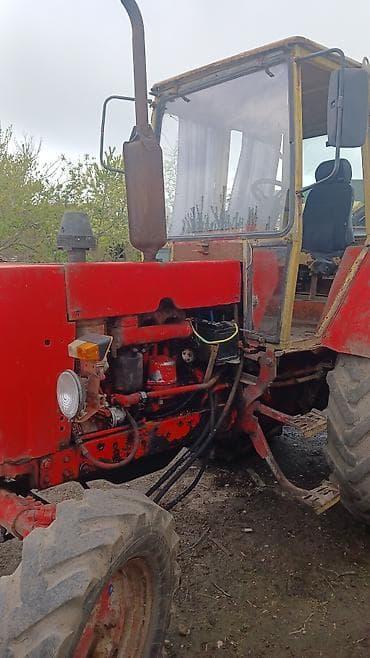 işlənmiş təkərlərin satışı: Traktor Yumz 1992 il, 100 at gücü, motor 0.5 l, İşlənmiş — 2
