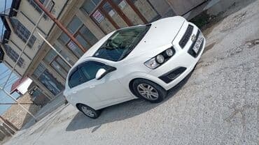 4 goz maşını: Chevrolet Aveo: 1.4 l | 2015 il 140000 km Sedan — 8