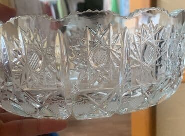 Kəsimli naxışlara malik şüşə/kristal qab - Material: qalın şüşə
