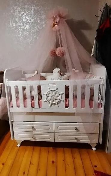 hamam dus: Oğlan və qız üçün, İşlənmiş, Dördbucaq, Beşik, Dəst ilə, Matras ilə, Yellənmə mexanizmsiz — 2