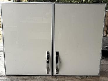 ofis masası: Ağ rəngli iki qapılı divar dolabı - Minimalist, hamar ağ ön panellər — 1