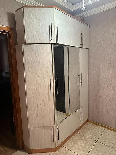Ev üçün digər mebel: 2.El Ev əşyaları. Mənzil 1.ci mərtəbədə yerləşir. Ev boşaldıldığı üçün — 10