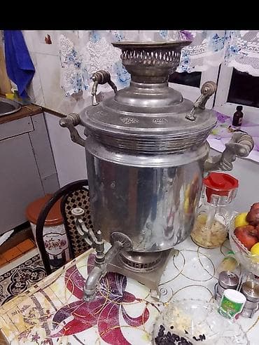 Velosiped aksesuarları: Qedmi 17 ltrliy od samovari 
Qiymet 400 azn sondu 
Unvan Xocasen — 1