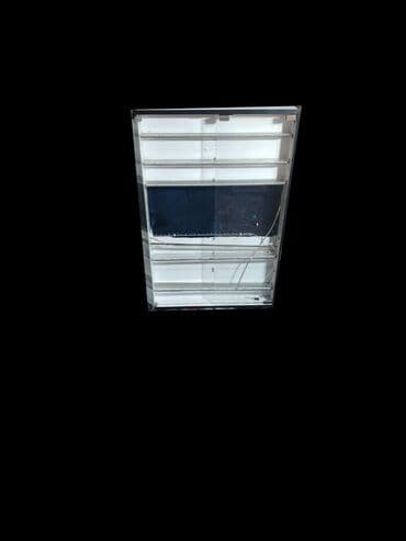 Sifarişlə vitrinlər: Düz masa, Şüşə — 2