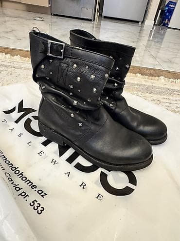 Ayaqqabılar: Kişi ayaqqabıları – 4 model dəsti 1) Loafer (slip-on): Qara rəng — 4