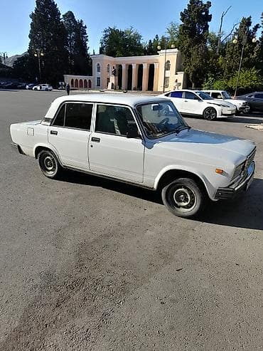Nəqliyyat: VAZ (LADA) 2107: 1.5 l | 2004 il 245000 km Sedan — 4