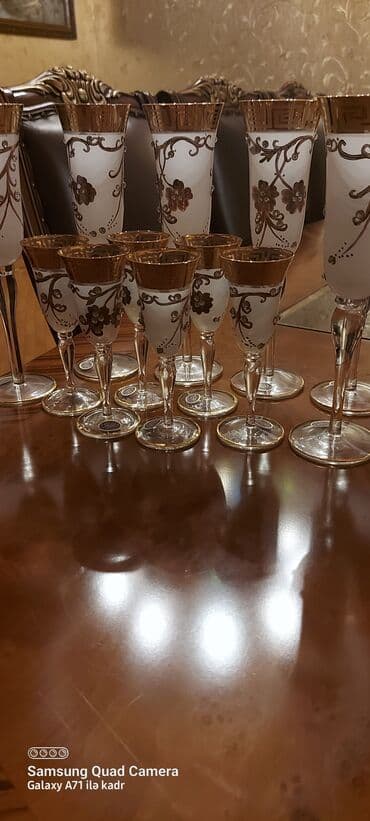 12 yas ucun tortlar: Qədəhlər, rəng - Qızılı, Şüşə, 12 ədədli dəst — 5