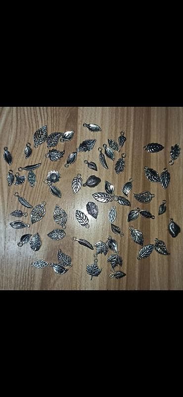 klon geyimi: Dəstə daxildir: Kulon, Platin — 1