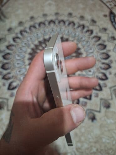 kamera muşahidə: IPhone 13, Ağ, Face ID — 6