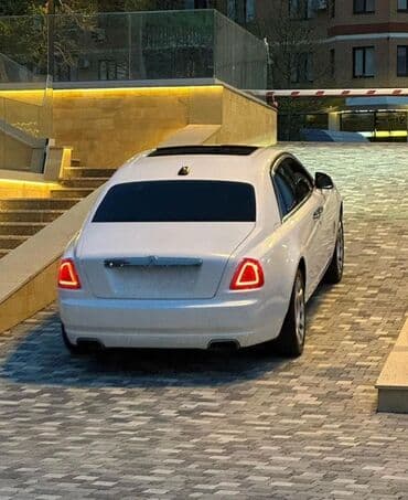 bmw 3 серия 320i efficientdynamics: BMW 5 Series Sedan – M Paket görünüşlü, qara rəngli, zərif və dinamik — 29