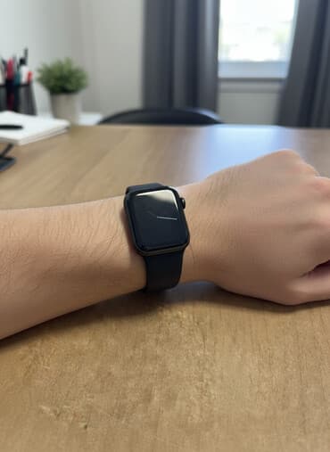 apple klaviatura: İşlənmiş, Smart saat, Apple — 1