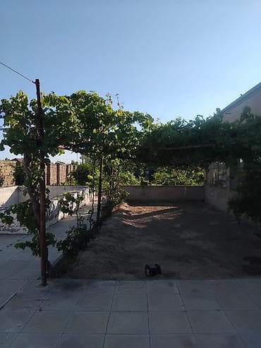sabuncuda satılan evlər: Bakı, Sabunçu qəs., 80 kv. m, 3 otaqlı, Hovuzlu — 3