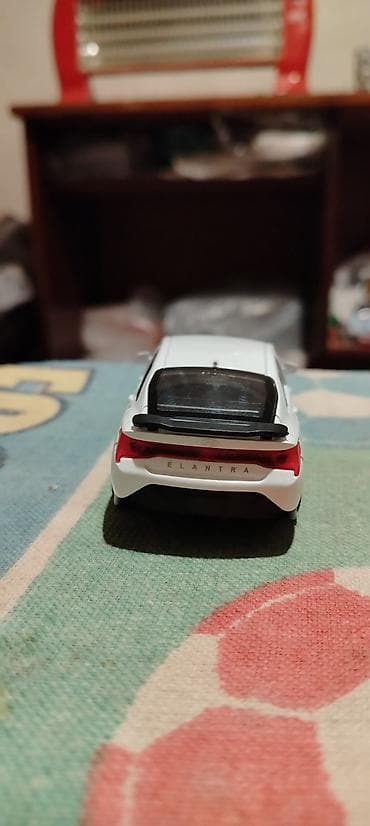 Личные вещи: Wekilde Gorduyunuz Ağ Elantra 2021-dan 2024 kimi Olan Modelidi Satiram — 7