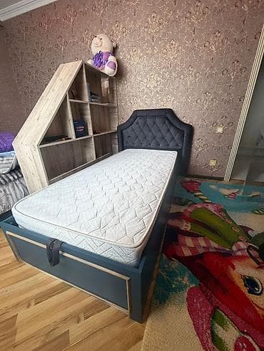 kohne mebel: N17Carpayi 160azn. Olçu: 2.10×95sm Başligin eni 1.25sm Matras ve geniş — 1