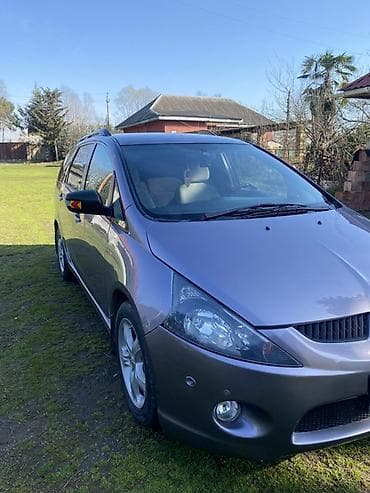 3 tekerlekli motor: Mitsubishi Grandis: 2.4 l | 2004 il 320000 km Van/Minivan — 3