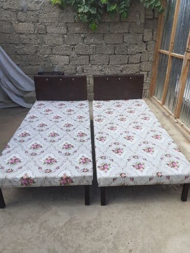 Çarpayılar Taza hazırı var Çatdırılma var 1 nafarlik 50 manat 2