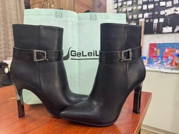 Ölçü: 37, rəng - Qara, Yeni