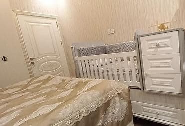 Oğlan və qız üçün, Dördbucaq, Beşik, Dəst ilə, Yellənmə mexanizmsiz