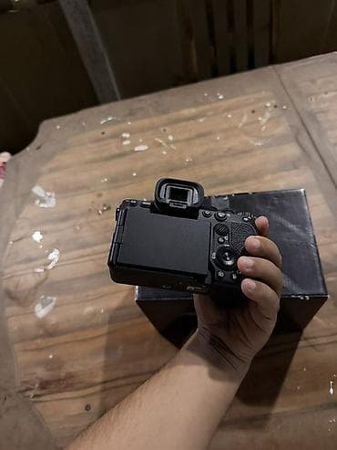 a7: Sony A7 iv body Salam aparati teze almiwam 2-3 defe cekiliw etmiwem — 4