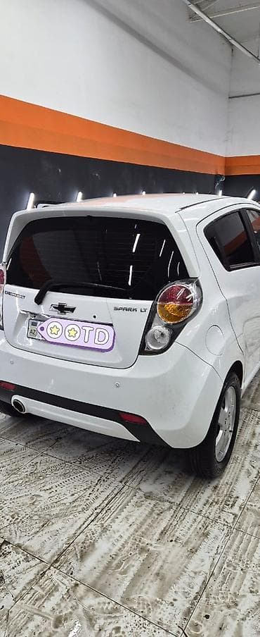 Chevrolet: Chevrolet Spark: 1 l | 2012 il 176000 km Hetçbek — 2