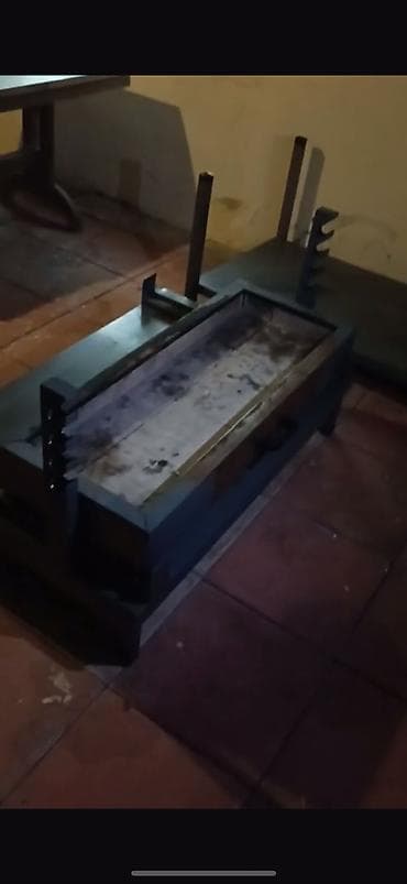 Restoran, kafe avadanlığı: Manqal döner aparatı ve toster.manqal döner aparati yenidir.toster — 1