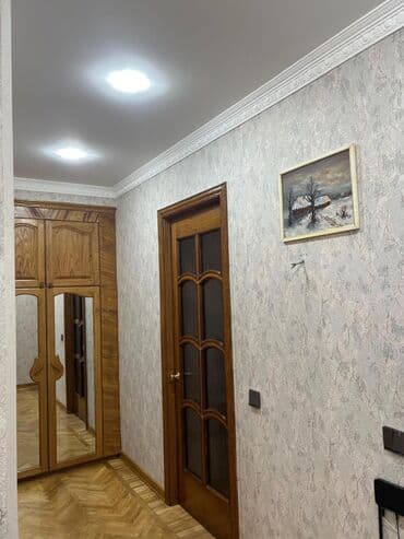 merkez: Bakı, Yasamal, 2 otaqlı, Köhnə tikili, m. Elmlər Akademiyası, 75 kv. m — 21