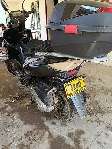 kreditle mopedler: 125 sm3, 2022 il, 28000 km — 4