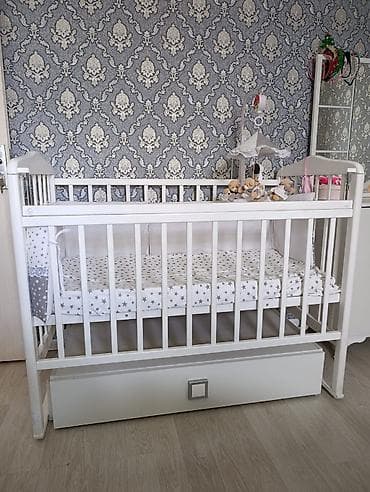 matrasi: Oğlan və qız üçün, Dördbucaq, Beşik, Dəst ilə, Matras ilə, Yellənmə mexanizmsiz — 2